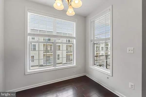 $3,300 | 43131 Wealdstone Terrace, Ashburn, VA 20148