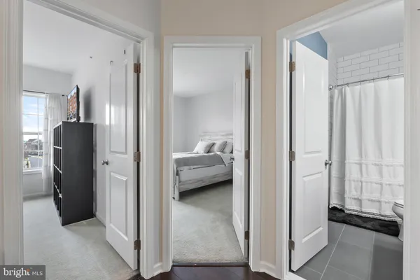 $3,300 | 43131 Wealdstone Terrace, Ashburn, VA 20148