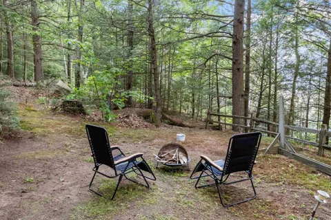 $645,000 | 4 Diamond Island, Gilford, NH 03249