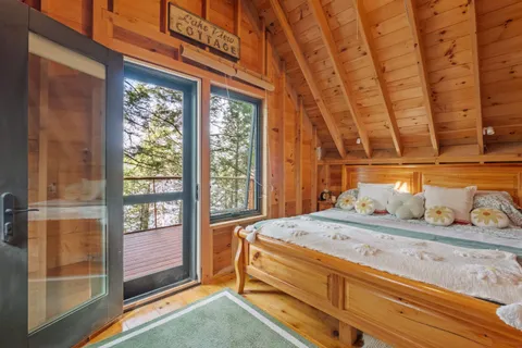 $645,000 | 4 Diamond Island, Gilford, NH 03249