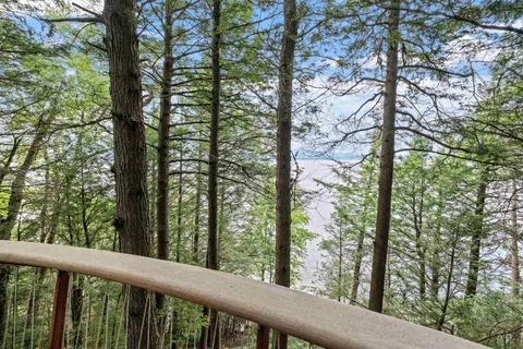 $645,000 | 4 Diamond Island, Gilford, NH 03249