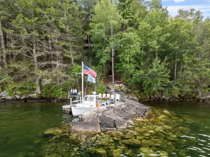 $645,000 | 4 Diamond Island, Gilford, NH 03249