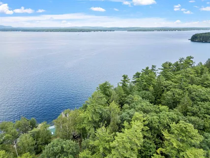 $645,000 | 4 Diamond Island, Gilford, NH 03249
