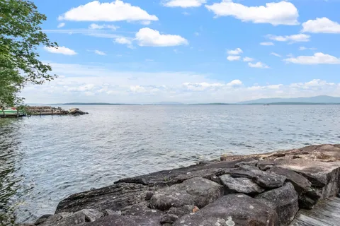 $645,000 | 4 Diamond Island, Gilford, NH 03249