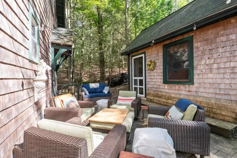 $645,000 | 4 Diamond Island, Gilford, NH 03249