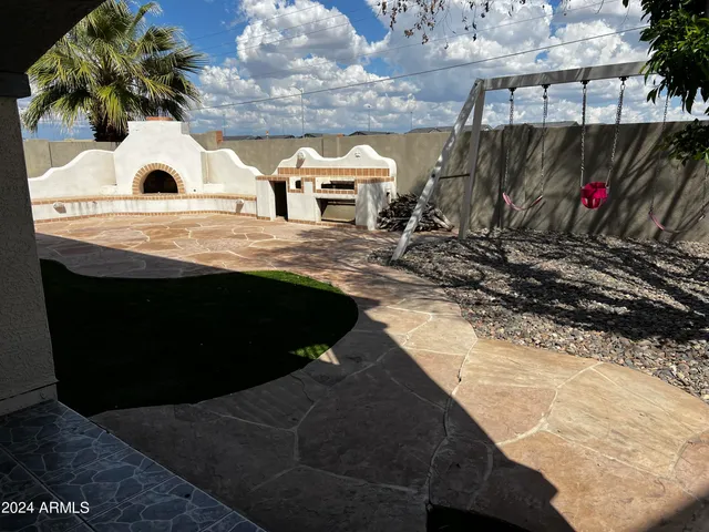 $1,900 | 4643 North 99th Drive, Phoenix, AZ 85037