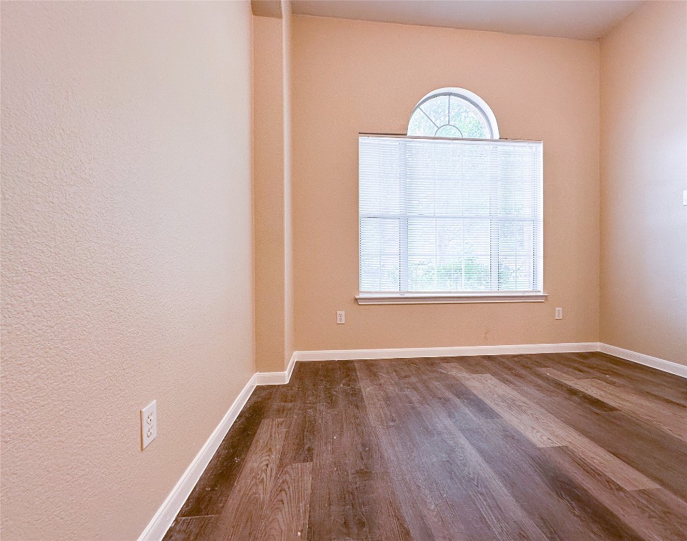 1386 Ashberry Trail Georgetown, TX 78626 - Photo 16 of 40