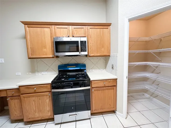 $2,200 | 1386 Ashberry Trail, Georgetown, TX 78626