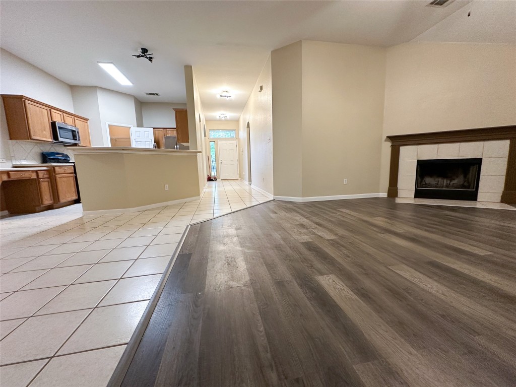 1386 Ashberry Trail Georgetown, TX 78626 - Photo 2 of 40