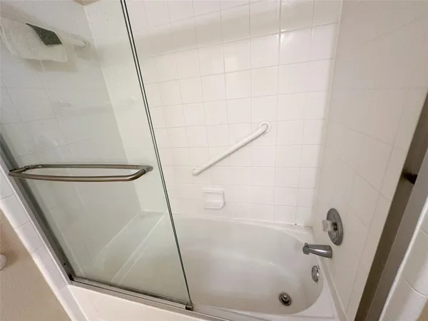 $2,200 | 1386 Ashberry Trail, Georgetown, TX 78626