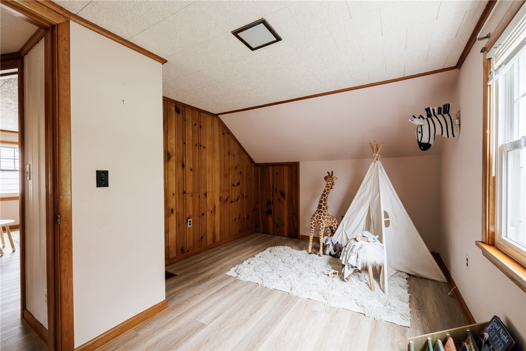 695 Eaton Road Irondequoit, NY 14617 - Photo 25 of 34