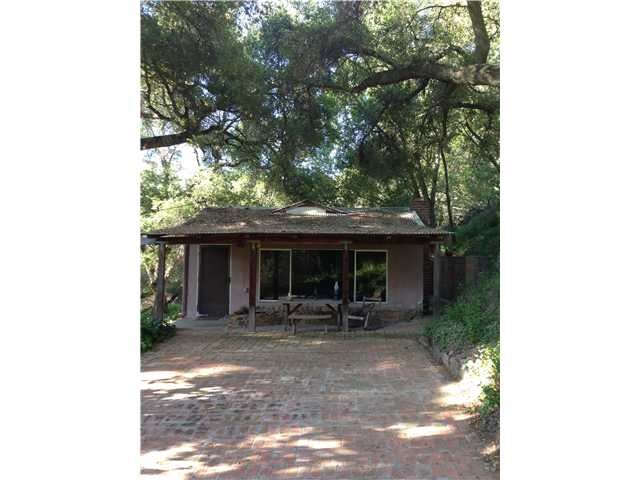 47751 Rock Mountain Road Fallbrook, CA 92028 - Photo 1 of 1 a patio with table and chairs