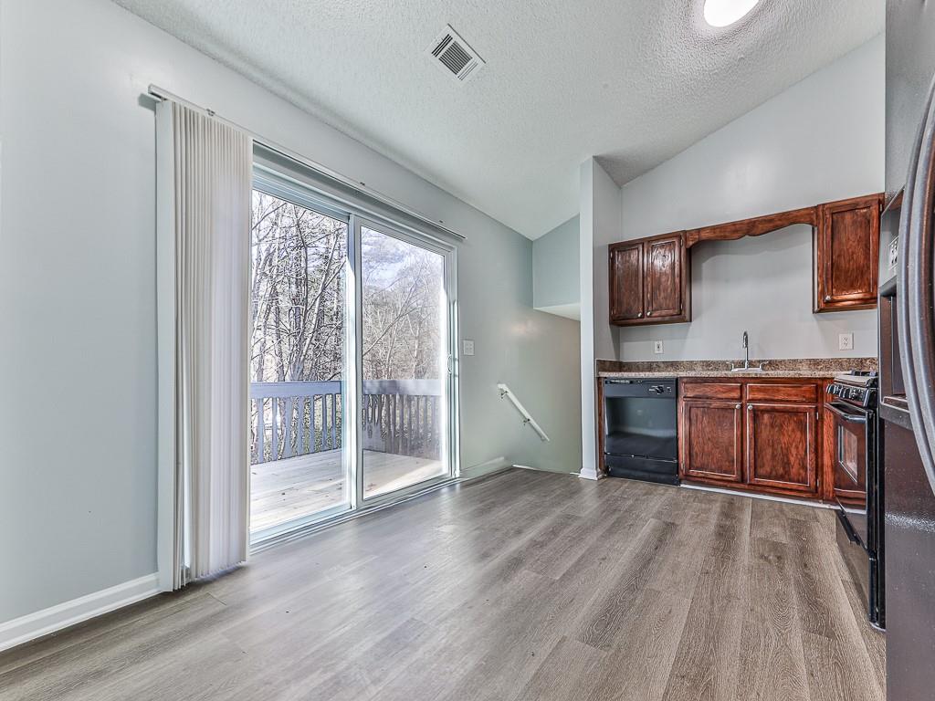 4375 Yellow Rose Drive Austell, GA 30106 - Photo 7 of 25