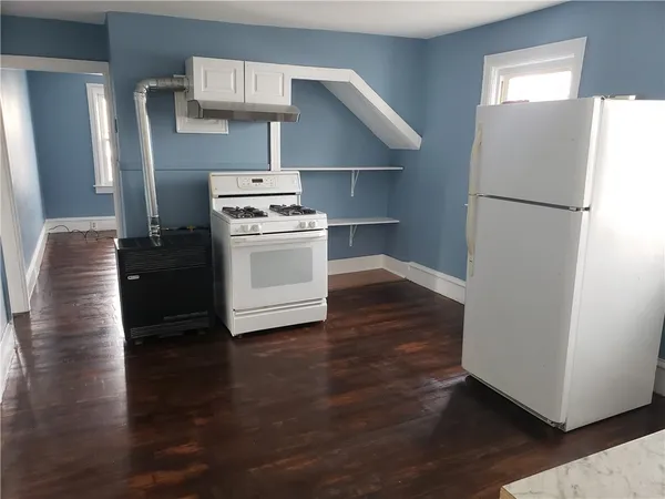 $1,800 | 142 Pocasset Avenue, Providence, RI 02909
