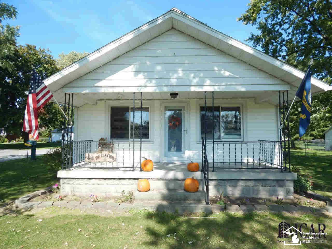 2432 East Sterns Road Erie, MI 48133 - Photo 1 of 15
