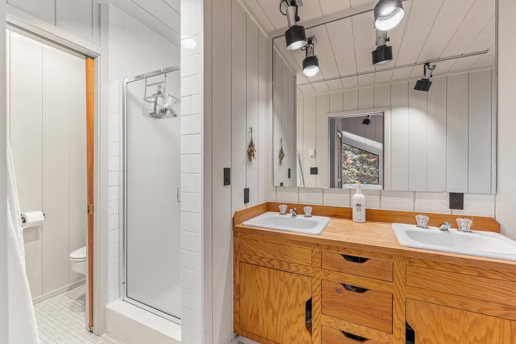 2245 Edgemere McCall, ID 83638 - Photo 69 of 98 Dual vanities, shower in bunkhouse.