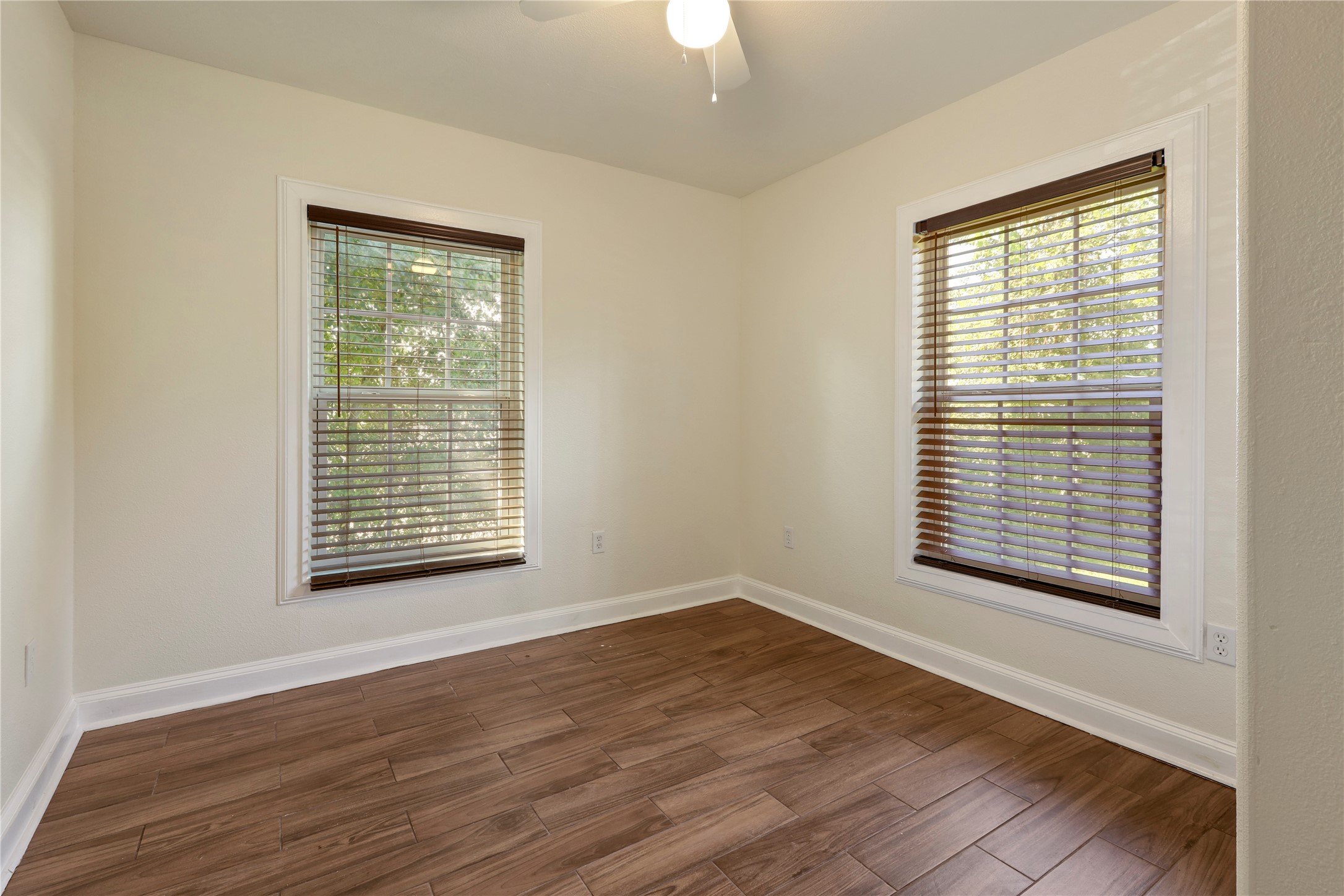 4606 Antha Street Houston, TX 77016 - Photo 16 of 23