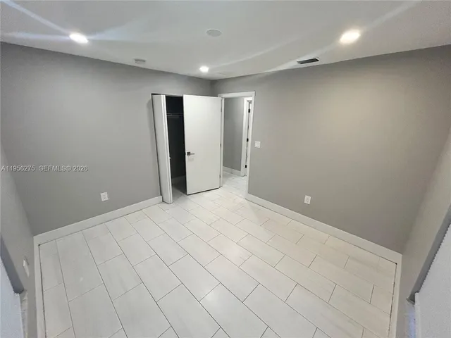 $3,000 | 1724 Northwest 1st Place, Miami, FL 33136