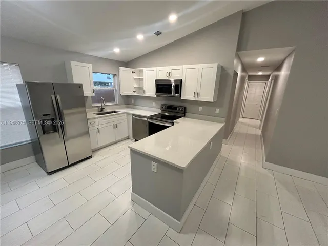 $3,000 | 1724 Northwest 1st Place, Miami, FL 33136