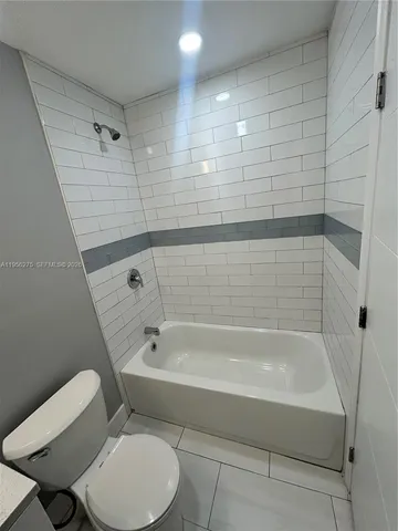 $3,000 | 1724 Northwest 1st Place, Miami, FL 33136