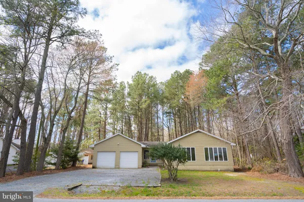 $375,000 | 32670 Cedar Drive, Millville, DE 19967