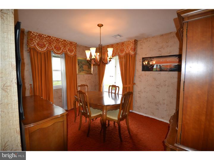9234 Treaty Road Philadelphia, PA 19114 - Photo 5 of 14 Dining Room