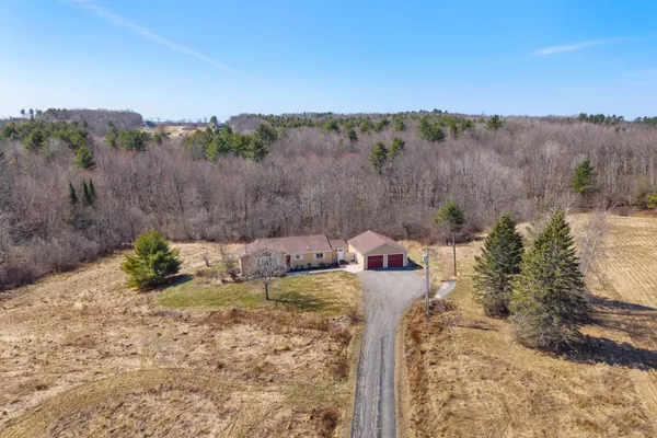 $574,900 | 18 Walker Lane, Farmingdale, ME 04344