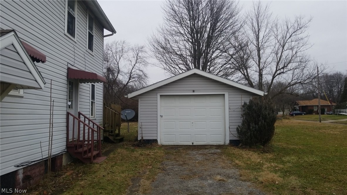 1330 Walnut Road Southeast Massillon, OH 44646 - Photo 3 of 14 Gallery Image 3
