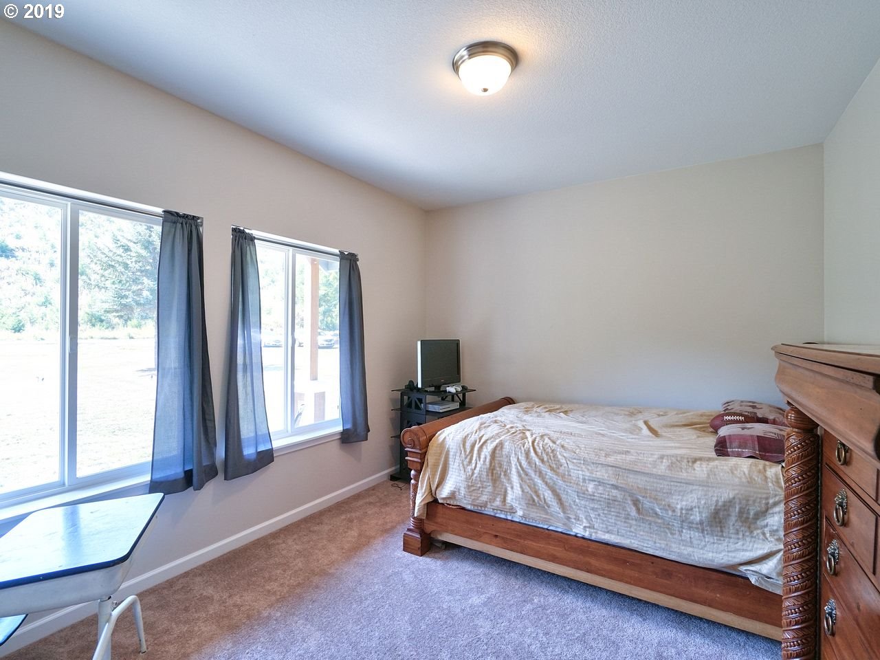 27437 Kingsley Road Scappoose, OR 97056 - Photo 15 of 32 Gallery Image 15