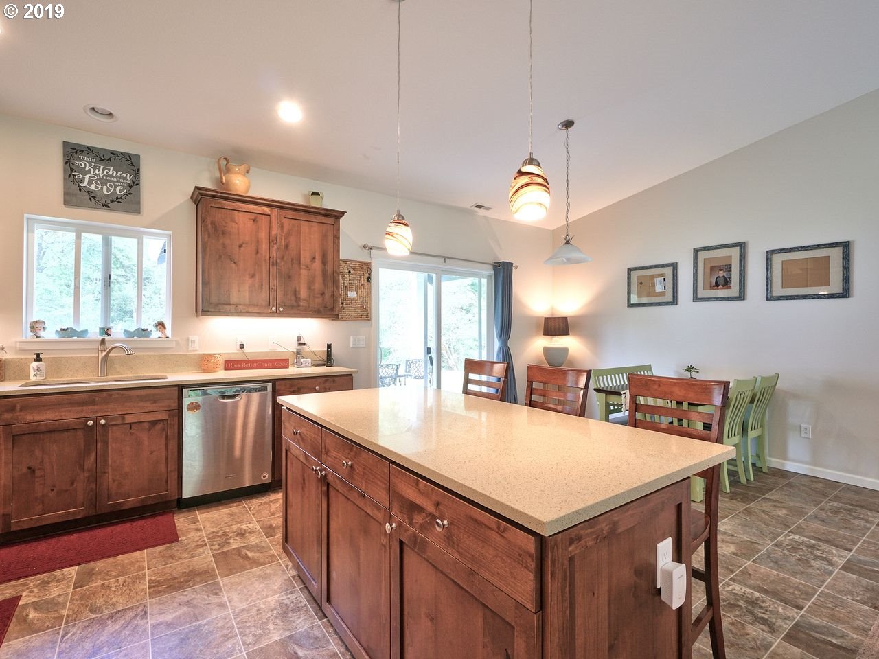 27437 Kingsley Road Scappoose, OR 97056 - Photo 7 of 32 Gallery Image 7