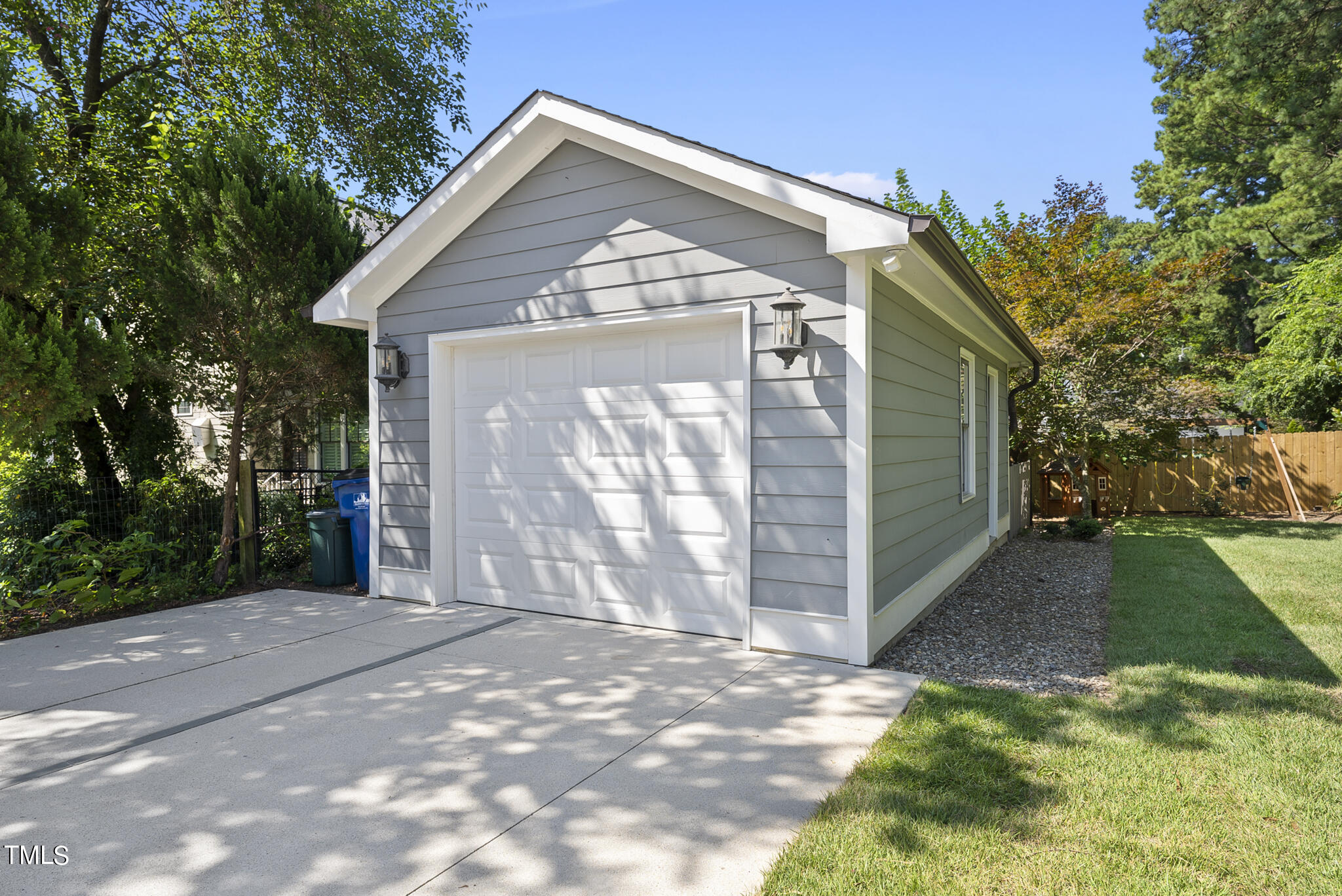 1605 Sunrise Avenue Raleigh, NC 27608 - Photo 45 of 48 DSC08875