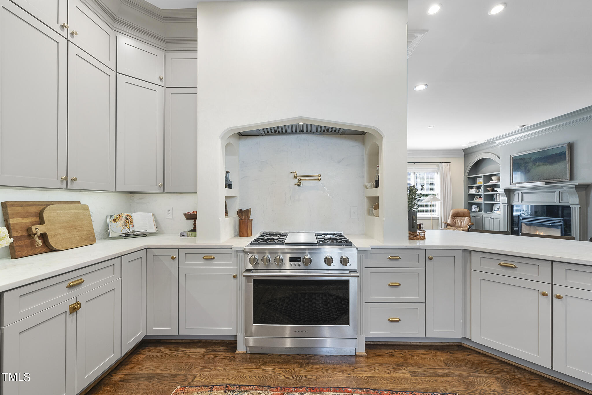 1605 Sunrise Avenue Raleigh, NC 27608 - Photo 7 of 48 DSC08902