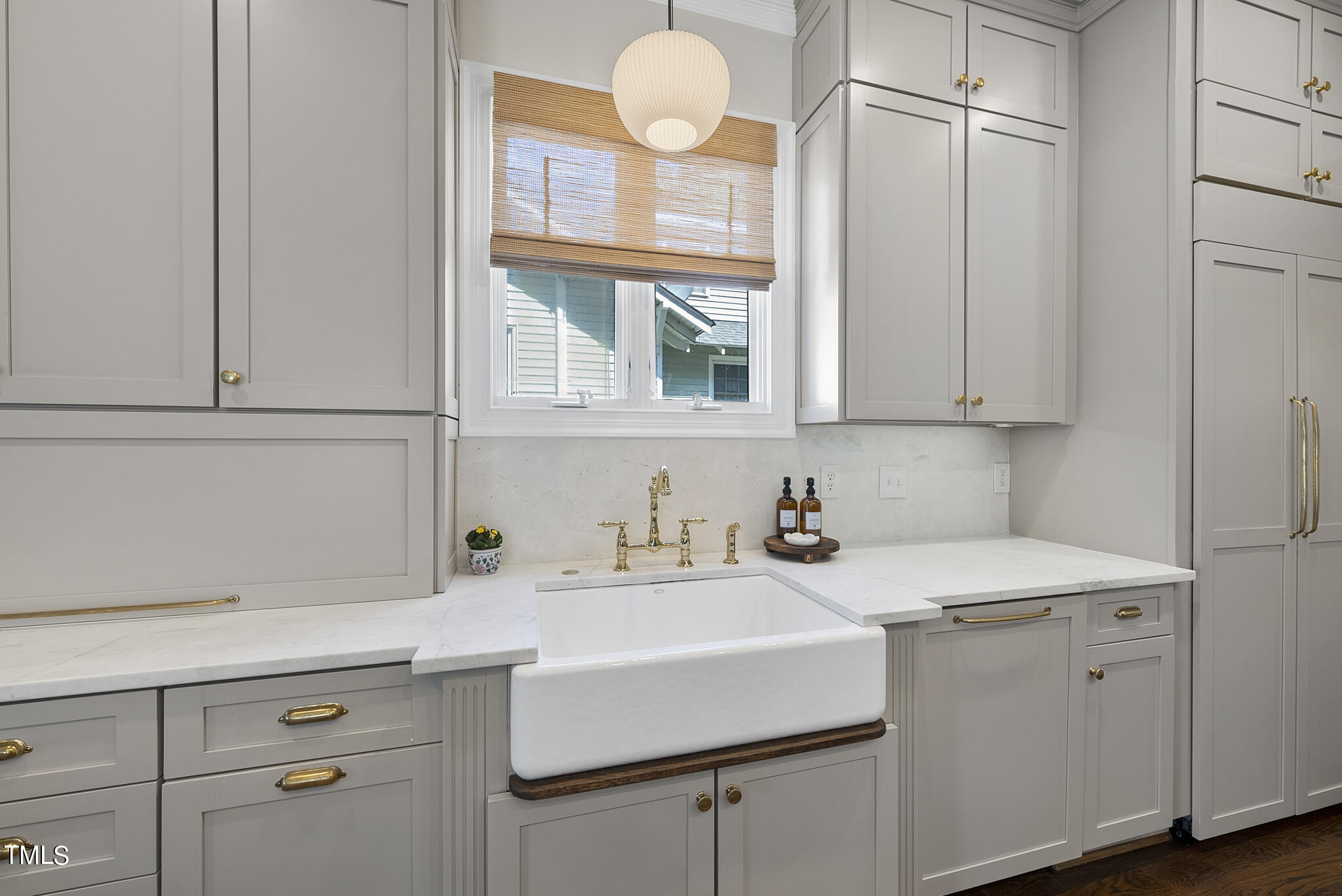 1605 Sunrise Avenue Raleigh, NC 27608 - Photo 8 of 48 DSC08899