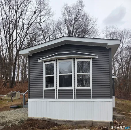 $119,900 | 303 Mohegan Park Road, Norwich, CT 06360
