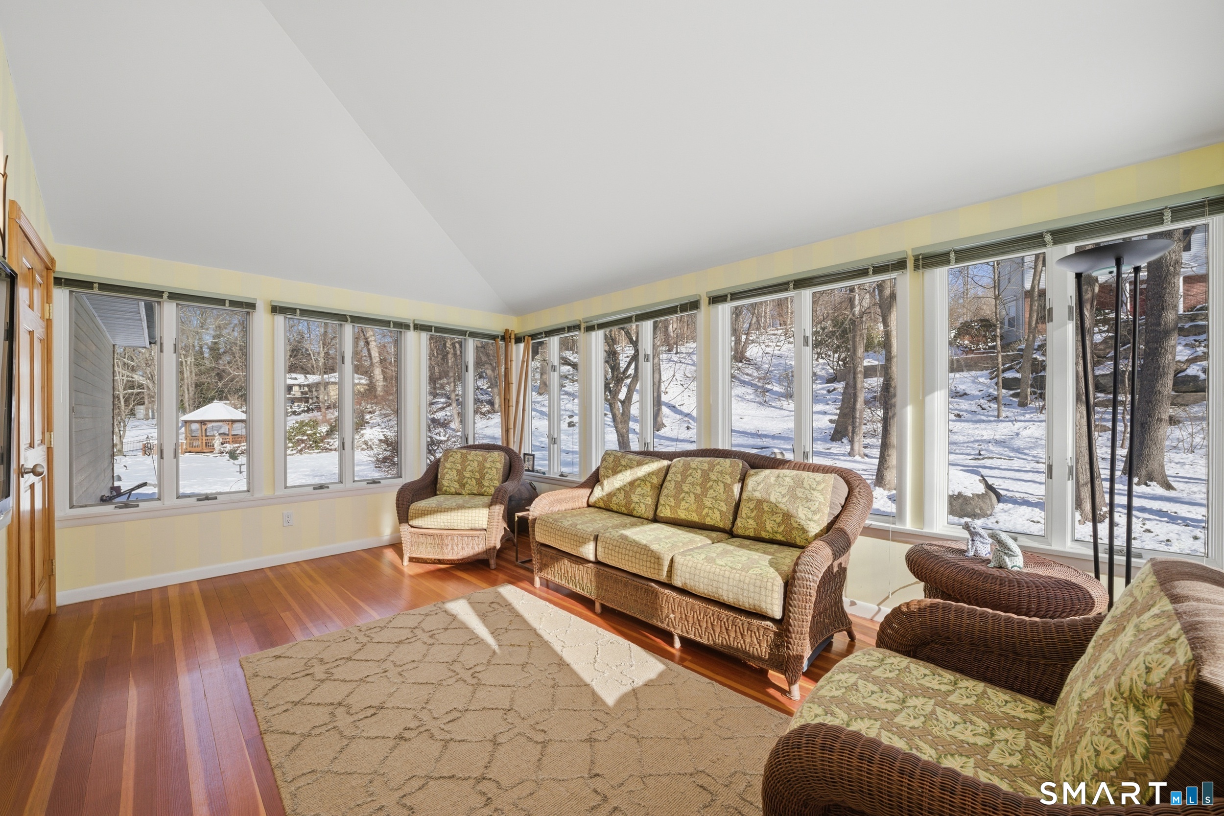 156 Intervale Road Stamford, CT 06905 - Photo 13 of 40