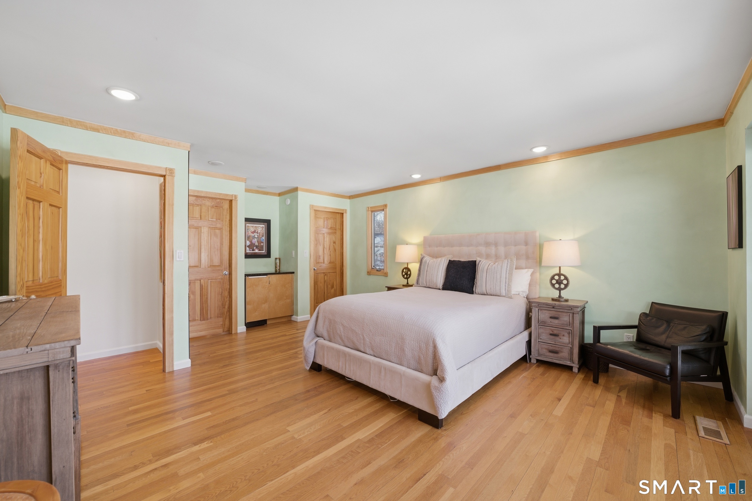 156 Intervale Road Stamford, CT 06905 - Photo 17 of 40