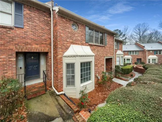 $313,000 | 6295 Windsor Trace Drive, Peachtree Corners, GA 30092