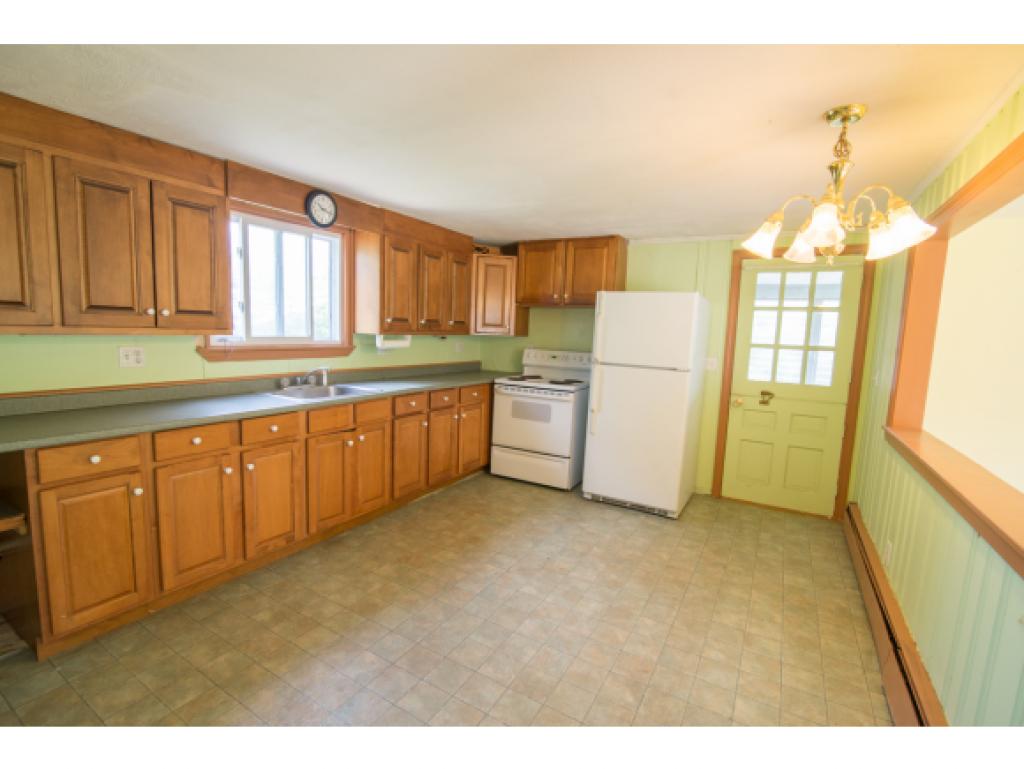 42 Main Street Atkinson, NH 03811 - Photo 10 of 30