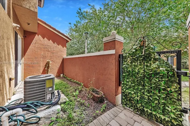 $379,990 | 12252 Southwest 25th Court, Unit 1614, Miramar, FL 33025