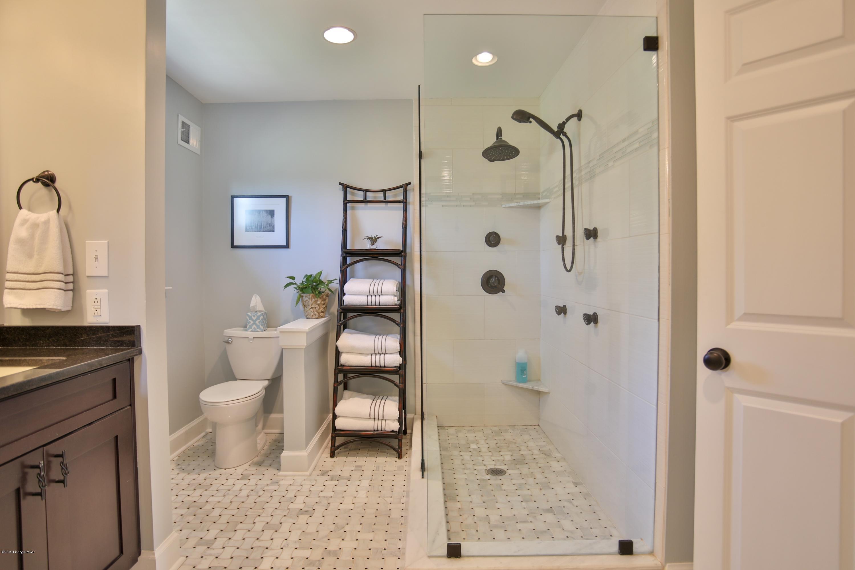 5503 Apache Road Louisville, KY 40207 - Photo 39 of 59 1-31