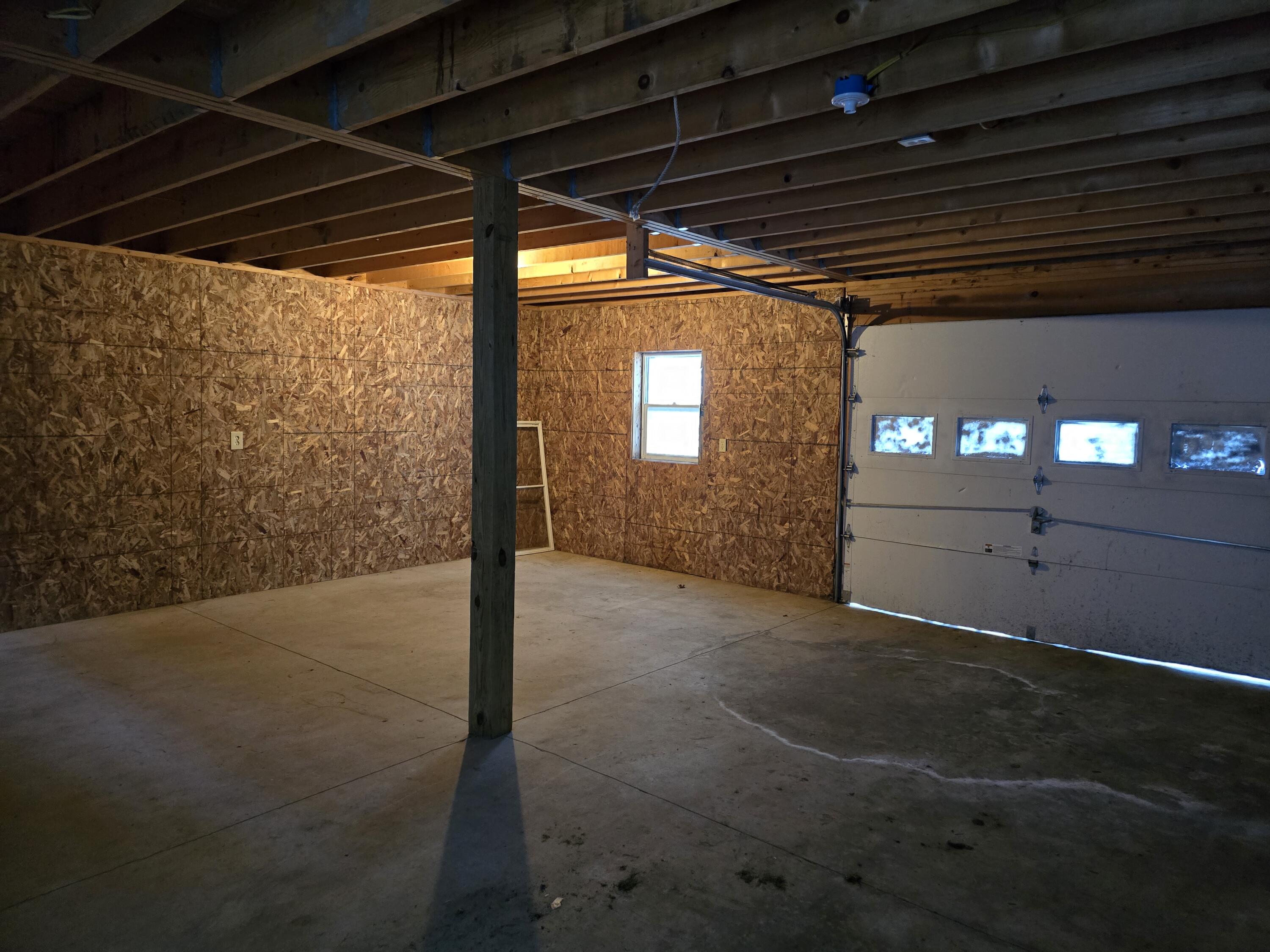 90 Birch Point Road Wiscasset, ME 04578 - Photo 8 of 24 20240422_184530