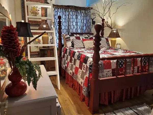 $200,000 | 2406 Boone Boulevard, Tallahassee, FL 32303