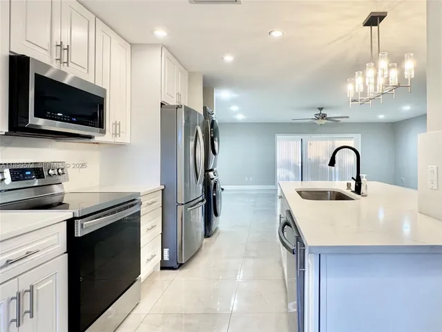 $350,000 | 21643 Cypress Road, Unit 14D, Boca Raton, FL 33433