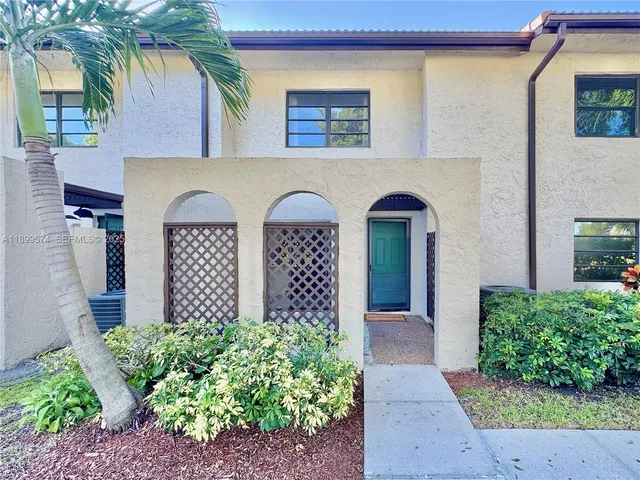 $350,000 | 21643 Cypress Road, Unit 14D, Boca Raton, FL 33433