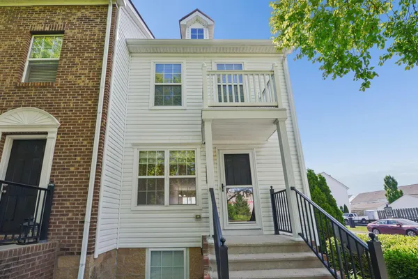 $325,000 | 7470 Sancus Boulevard, Columbus, OH 43085