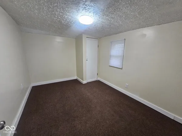 $1,300 | 1310 East 5th Street, Muncie, IN 47302