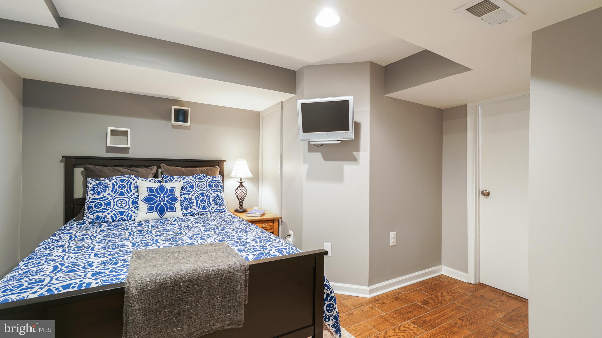 2709 Byron Street Silver Spring, MD 20902 - Photo 15 of 21 LL Den/office/exercise room...