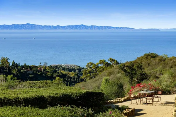 $4,750,000 | 1060-1064 Ladera Lane, Santa Barbara, CA 93108
