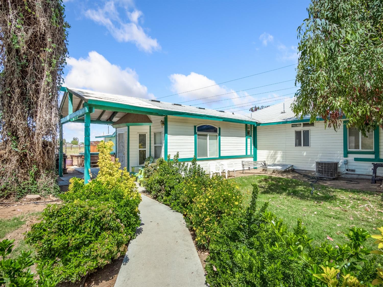 2807 North Del Rey Avenue Sanger, CA 93657 - Photo 13 of 41 Gallery Image 13