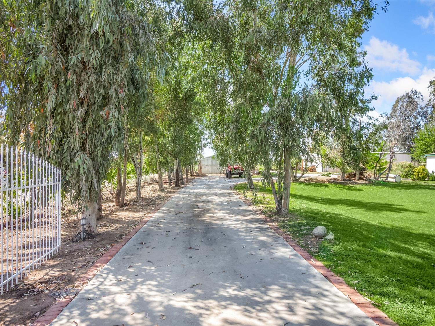 2807 North Del Rey Avenue Sanger, CA 93657 - Photo 7 of 41 Gallery Image 7